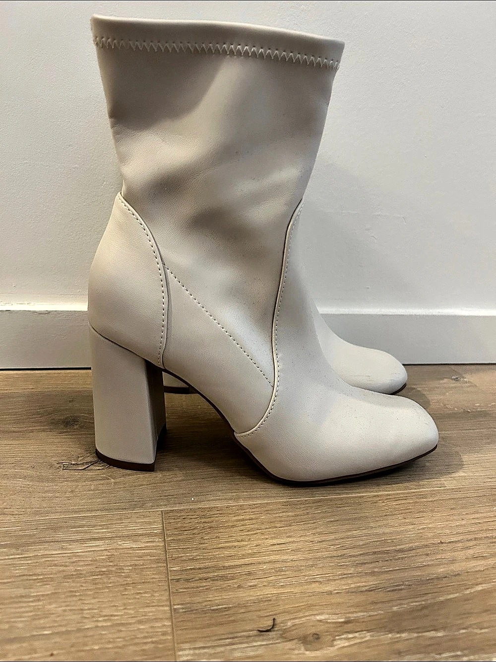 A New Day Women's Cream Heeled Boots